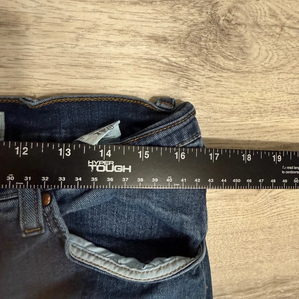Wrangler straight fit